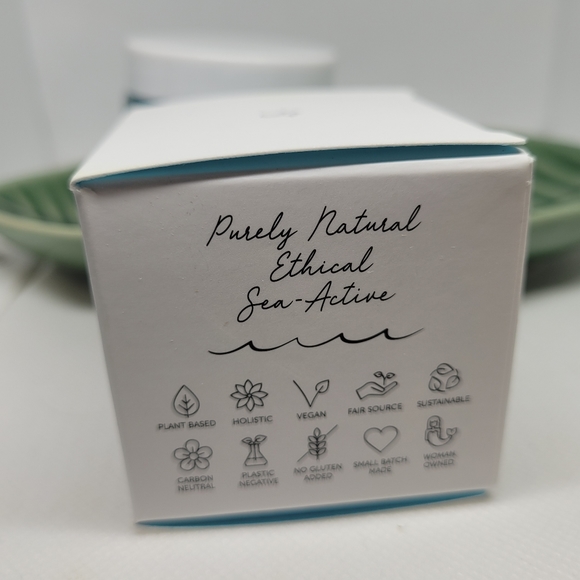 Earth Harbor Glow Juice & Marina Biome Brightening Ampoule new in boxes - Picture 4 of 7